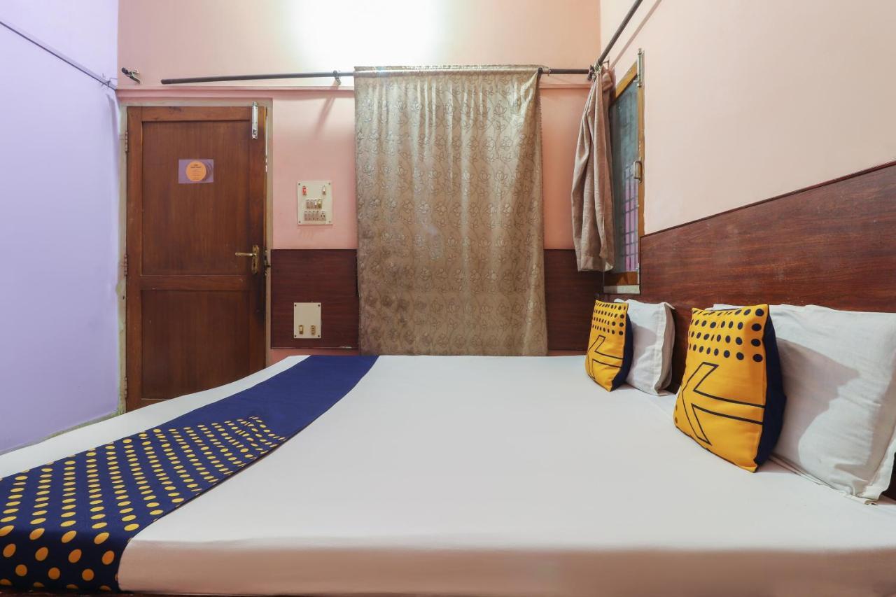 Spot On Jaiswal Guest House Hasanganj Экстерьер фото