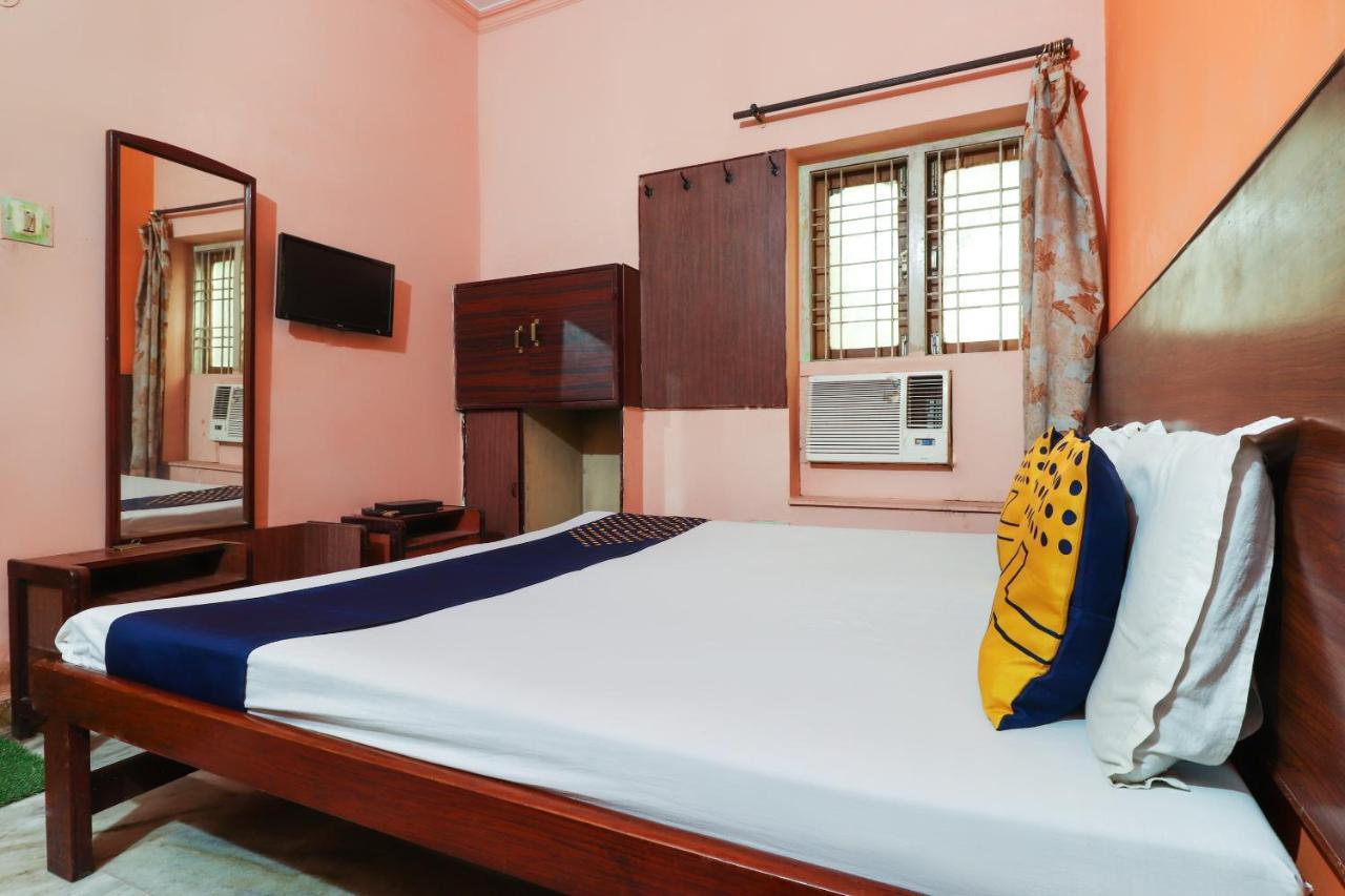 Spot On Jaiswal Guest House Hasanganj Экстерьер фото