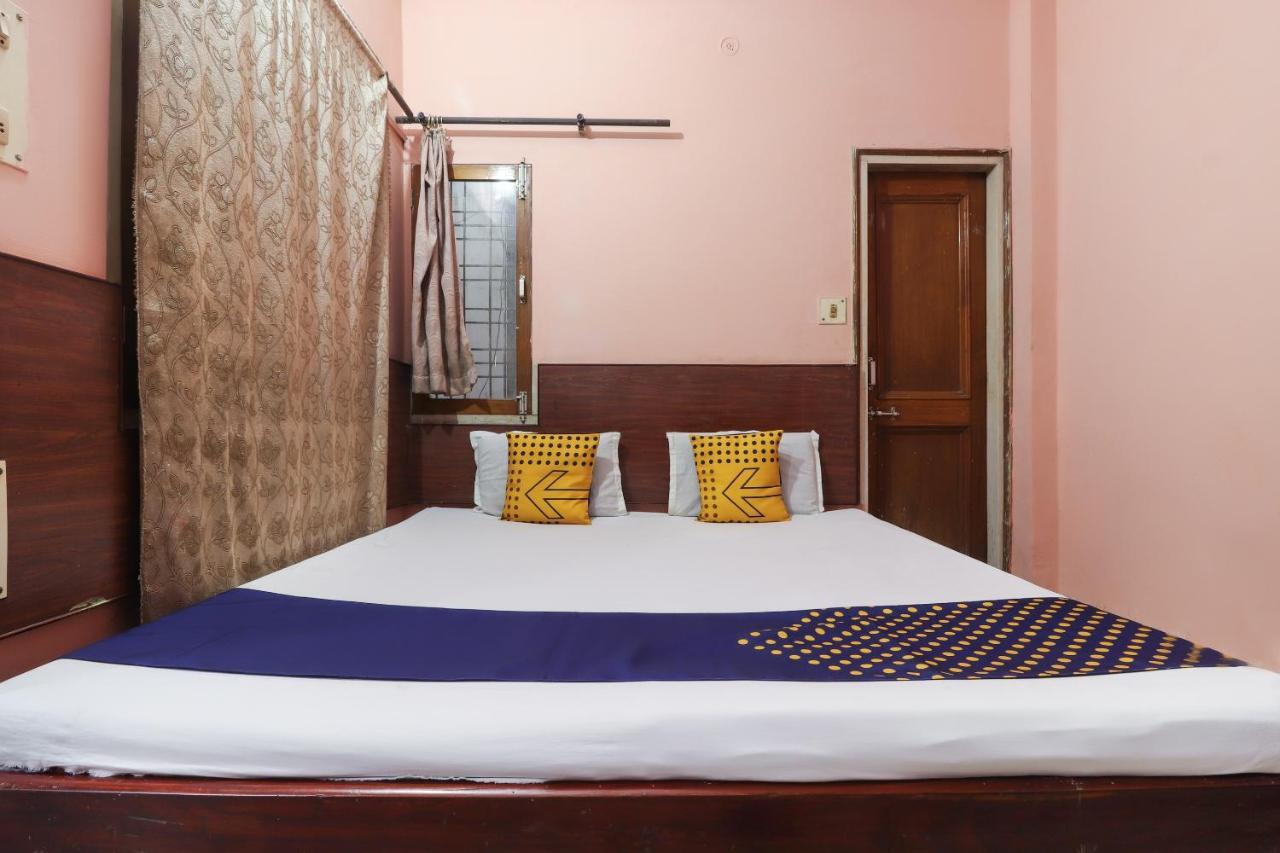 Spot On Jaiswal Guest House Hasanganj Экстерьер фото